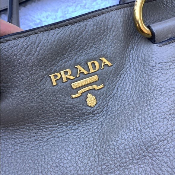 NICE genuine leather PRADA tote bag 🌷🌷 - Picture 5 of 16